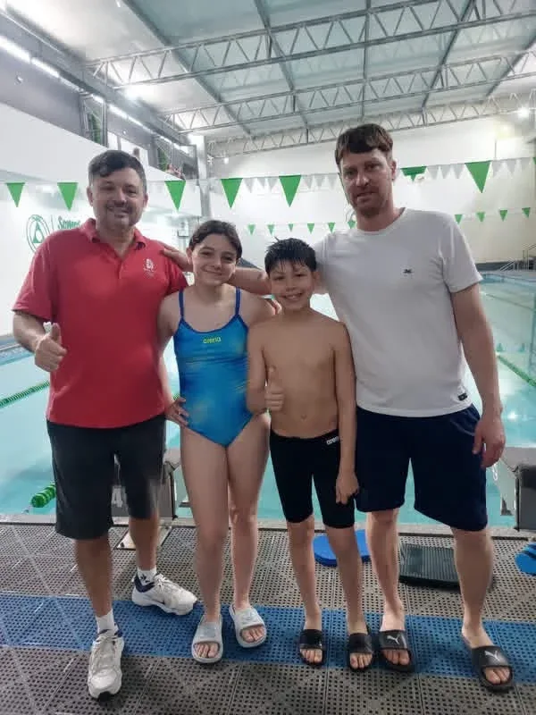 Nadadores del Club de Remeros Mercedes participaron de un Campus de Entrenamiento
